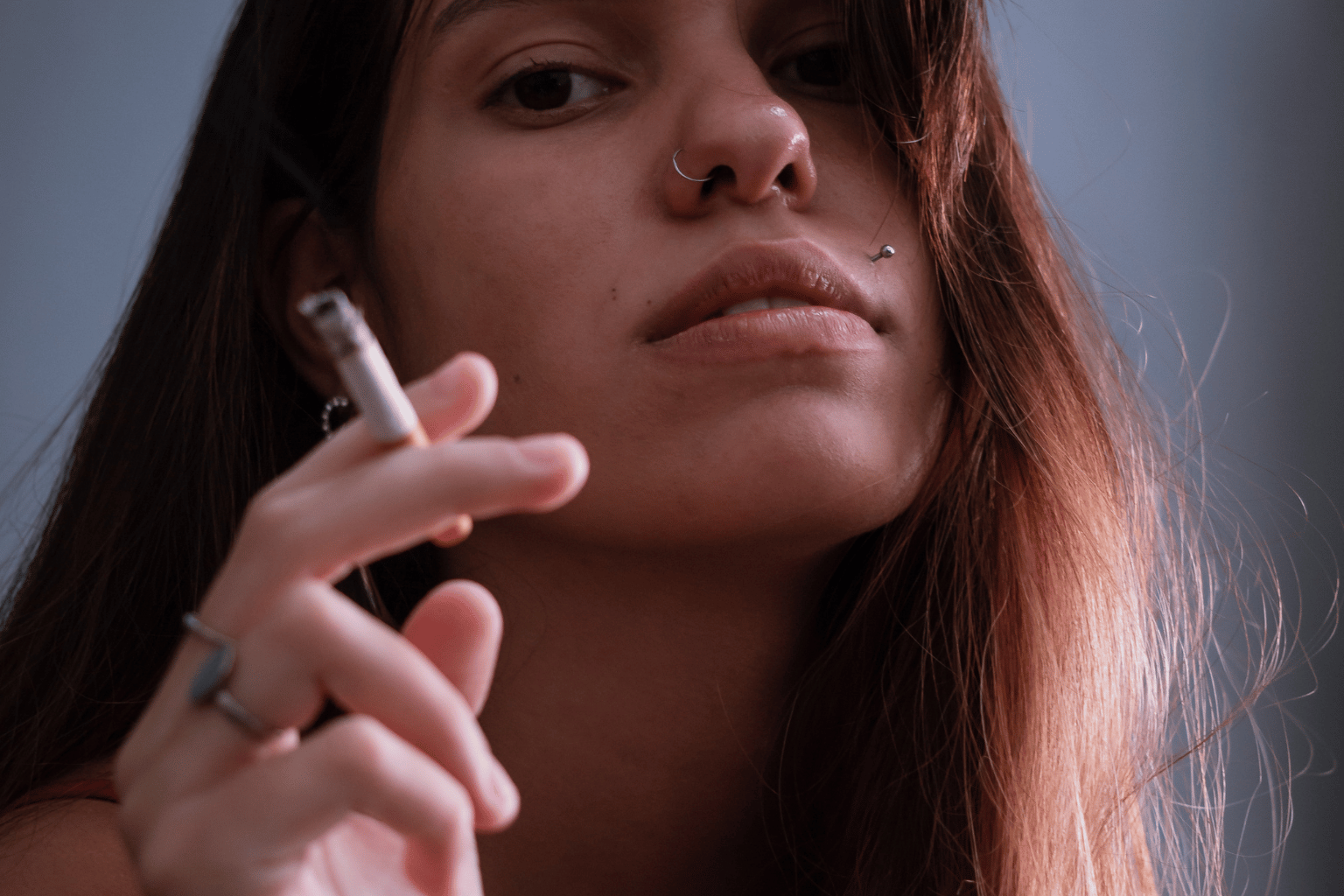 VELIKA BRITANIJA ZABRANJUJE CIGARETE ZAUVEK: Generacije posle 2008. nikada neće moći da ih kupe