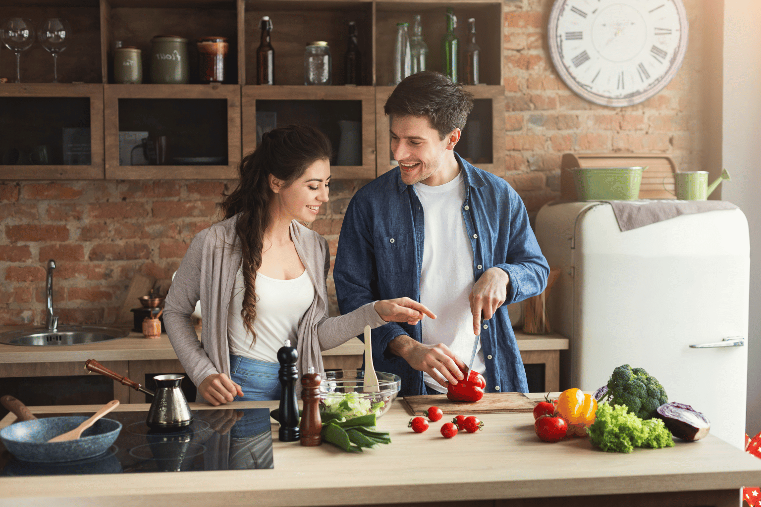 Da li nas moderno društvo uči da je briga o partneru slabost? Psihologija otkriva šta zaista uništava ljubav