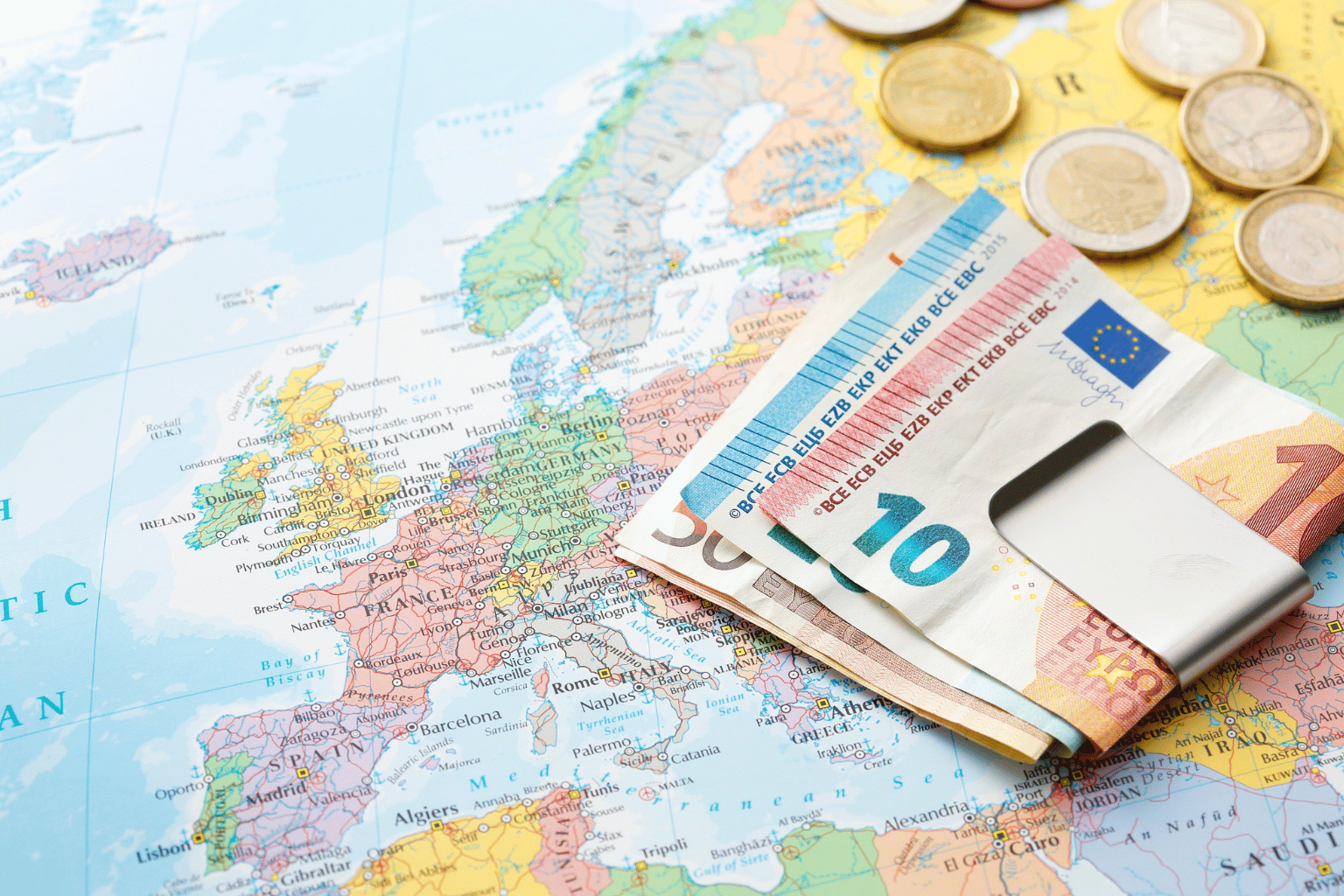 5 mentalnih navika koje mogu da ti pomognu da izgradiš bogatstvo: Psihologija novca otkriva kako razmišljaju finansijski uspešni ljudi